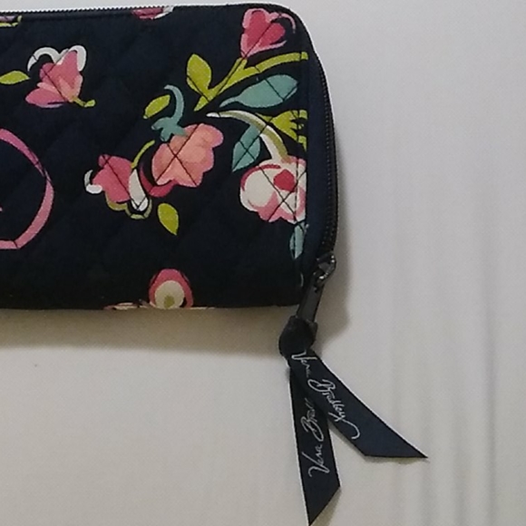 Vera Bradley Wallet - Picture 4 of 4